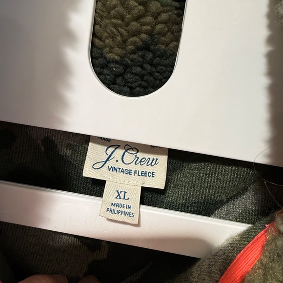 EUC J.Crew Snap-Collar Sherpa Fleece - Olive Camo - Picture 3 of 3